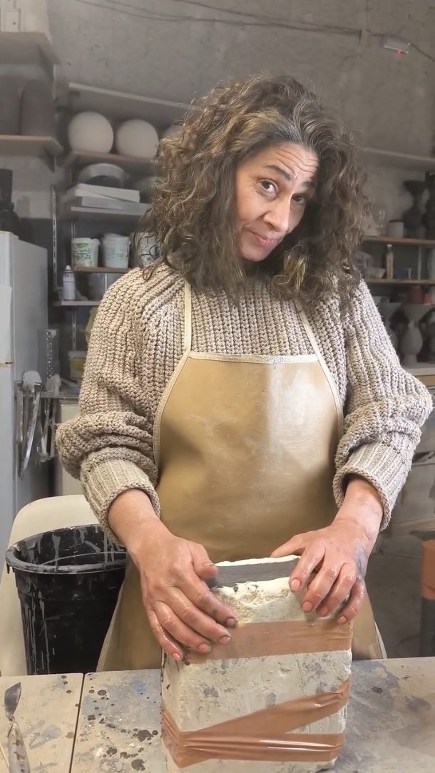 Σεμινάριο καλουπιού 
Ιούνιος 2026

#ceramicworkshop #ceramicseminars #ilioupoli #ceramic #ceramicart